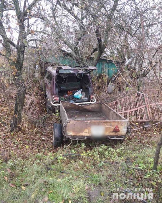 "Дуже хотів навчитися їздити": підліток за одну ніч поцупив і розбив три автівки