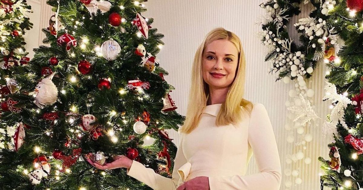 "Казкова новорічна фея": Лідія Таран зачарувала ніжним образом