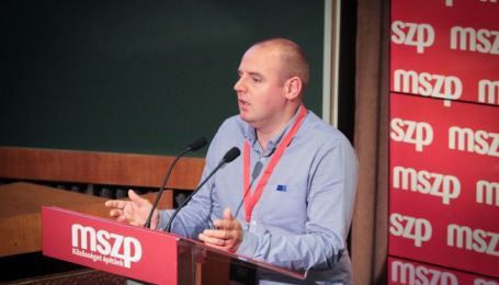Угорського політика піймали на контрабанді цигарок з України