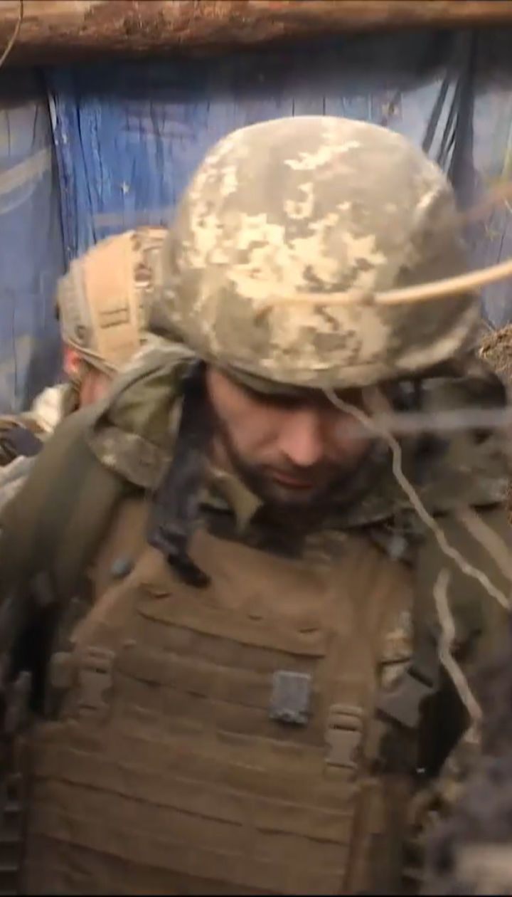 Новий рік на війні: як українські бійці піднімають собі святковий настрій