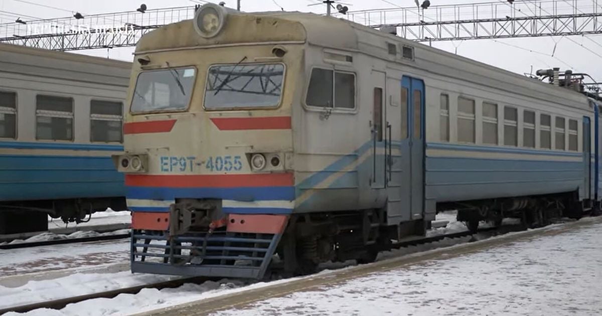 В электричке "Нежин-Киев" нашли мертвого мужчину