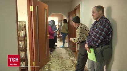 Мобільна клініка приїжджає сама в село