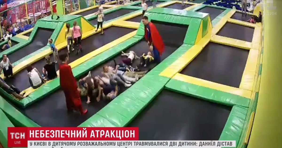 В киевском парке аттракционов покалечился талантливый мальчик