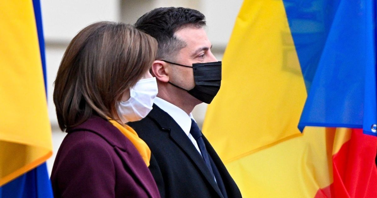 Домовилися активізувати імплементацію програми інтеграції в ЄС: про що говорили Зеленський і Санду