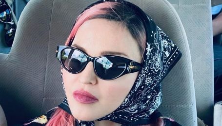 Попри пандемію, Мадонна з дітьми та молодим коханим вирушила до Африки