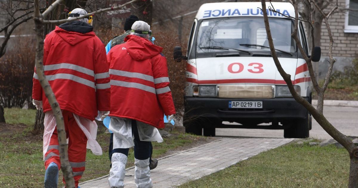 За добу в Україні знову зросла кількість смертей від коронавірусу: ситуація у регіонах 13 січня