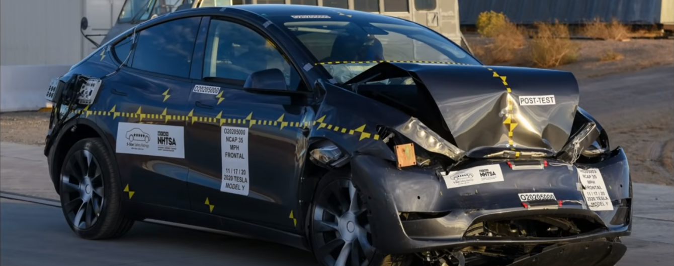 Американцы провели краш-тест для Tesla Model Y и назвали ее безопасность: видео