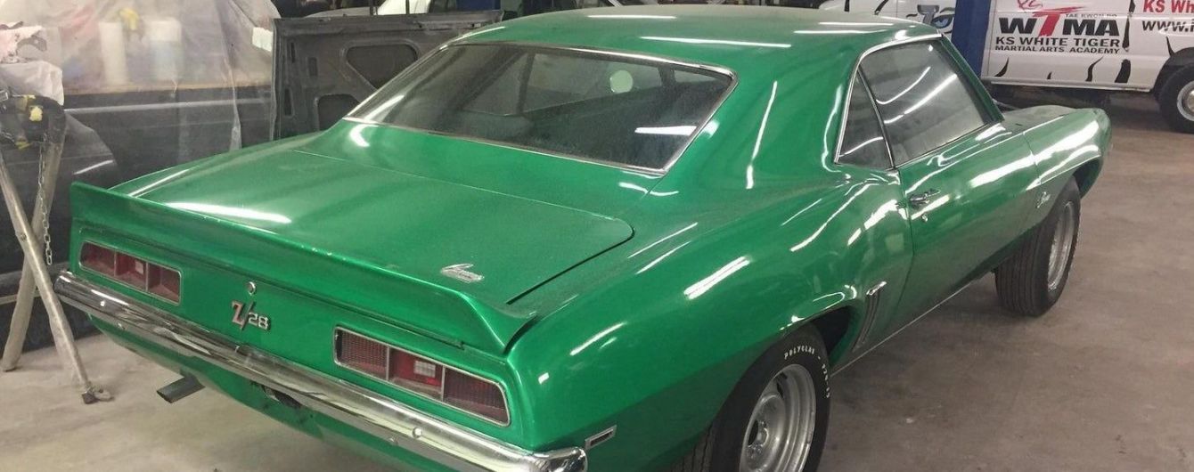 Чоловік випадково знайшов свій Chevrolet Camaro, який в нього викрали 17 років тому