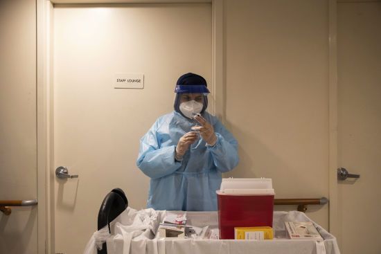 В Україні кількість нових хворих на COVID-19 вчетверо менша, ніж одужалих