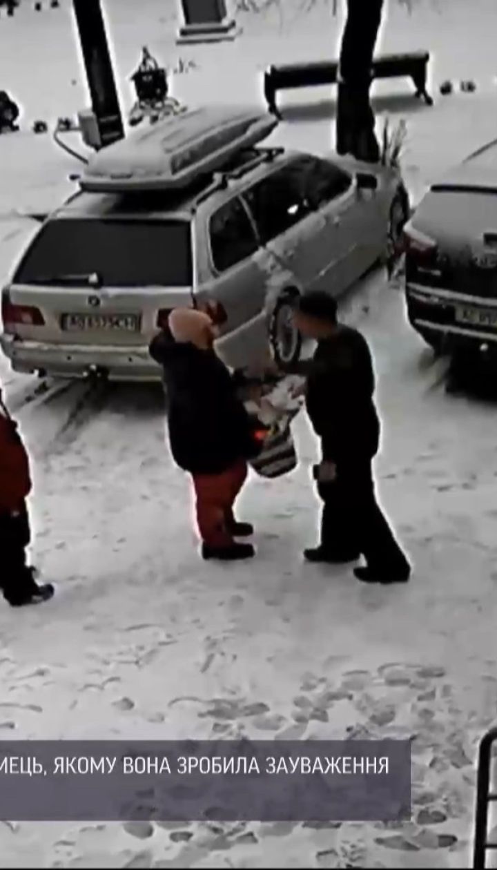 В Луцке предприниматель якобы избил женщину за то, что она сделала ему замечание