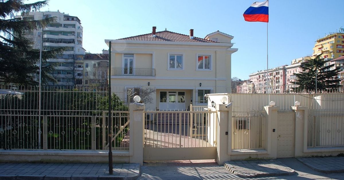 Албанія висилає російського дипломата: причина
