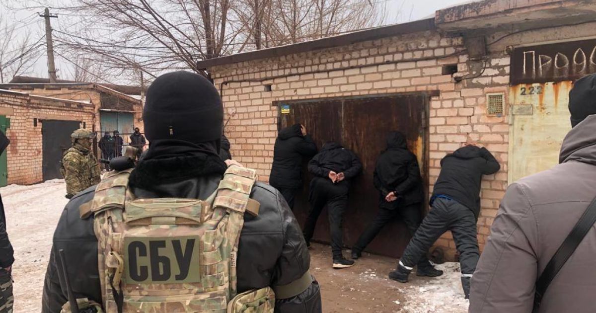 СБУ викрила угруповання, яке збувало наркотики у всій Україні та за кордоном