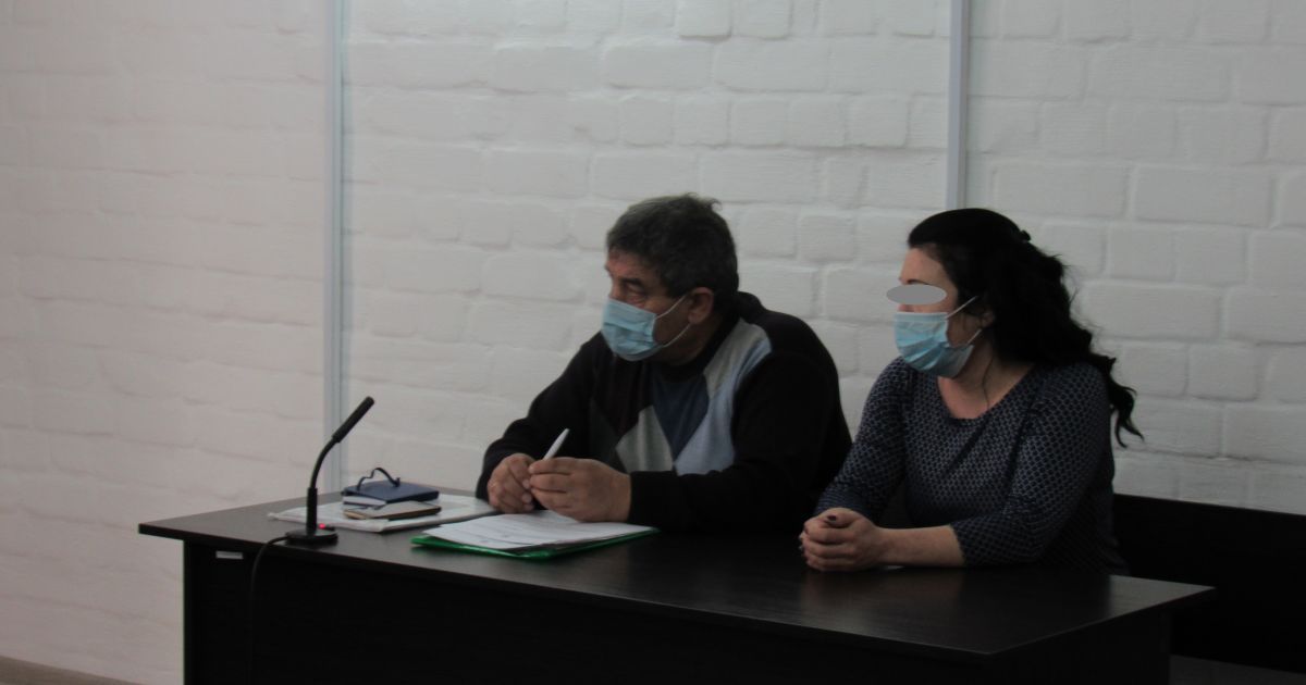 Залишила в холодній кімнаті, щоб померло: у Миколаєві судять жінку за вбивство немовляти