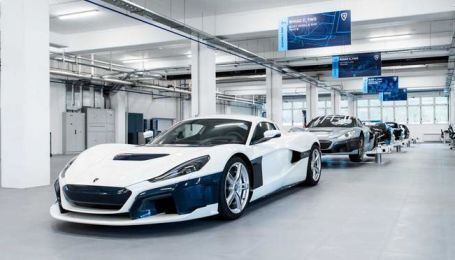 Річний тираж хорватського гіперкара за 2 мільйони доларів розпродали ще до прем'єри