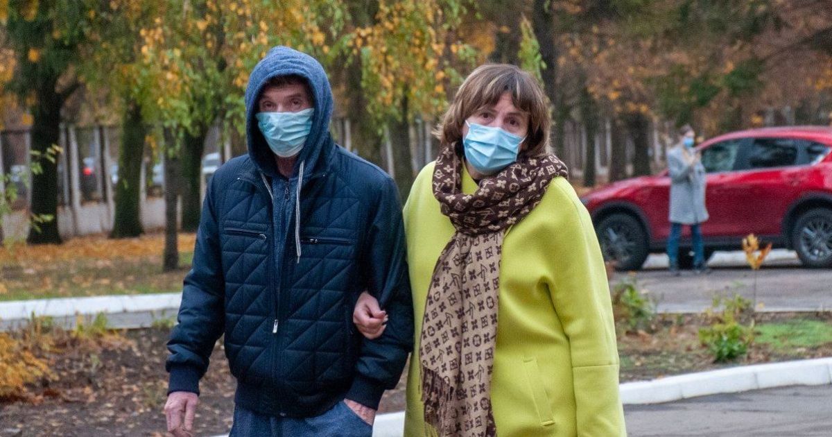 Три сценарії коронавірусу: лікарка розповіла, як може закінчитися епідемія COVID-19 для України