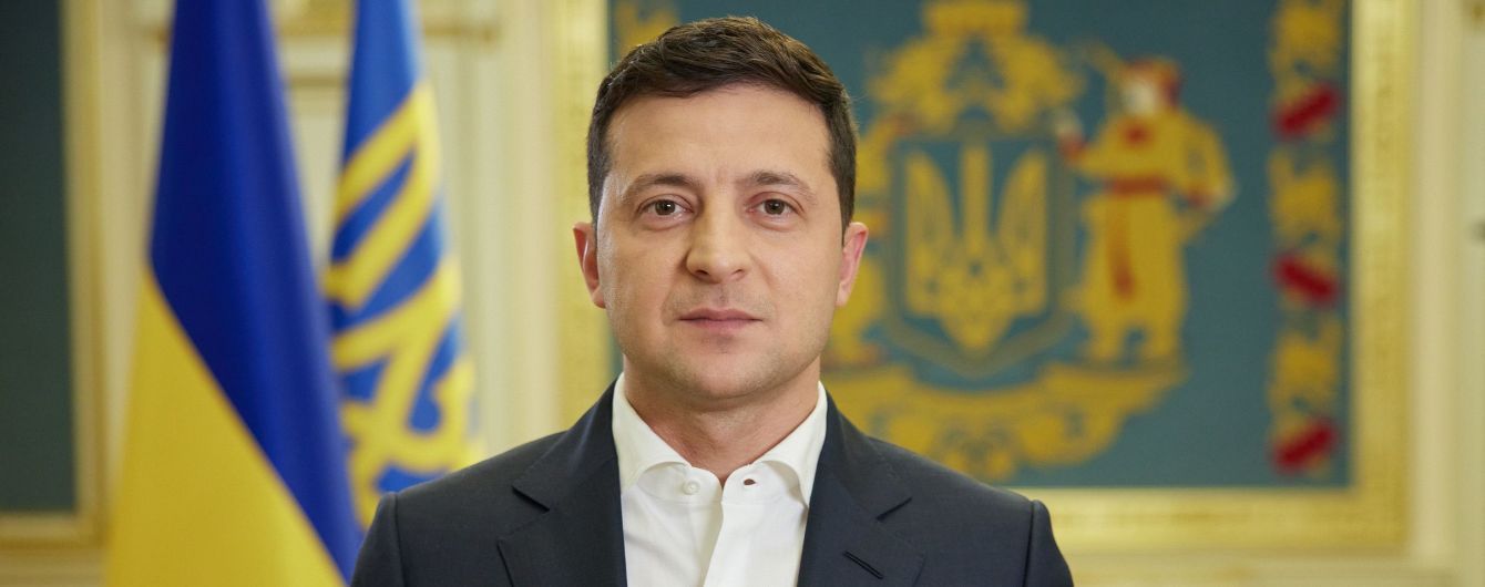"Сім років тому в нас вирвали серце": Зеленський звернувся до українців з нагоди Дня спротиву окупації Криму