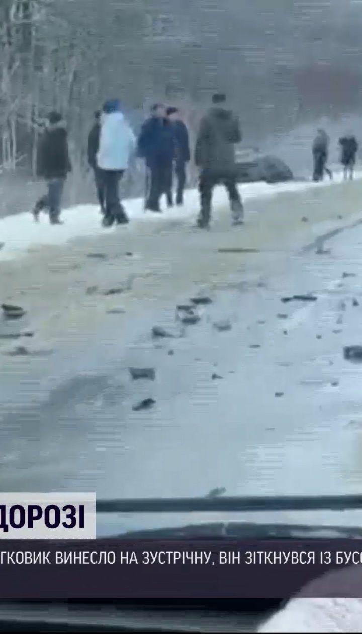 Во время аварии в Сумской области пострадали четыре человека