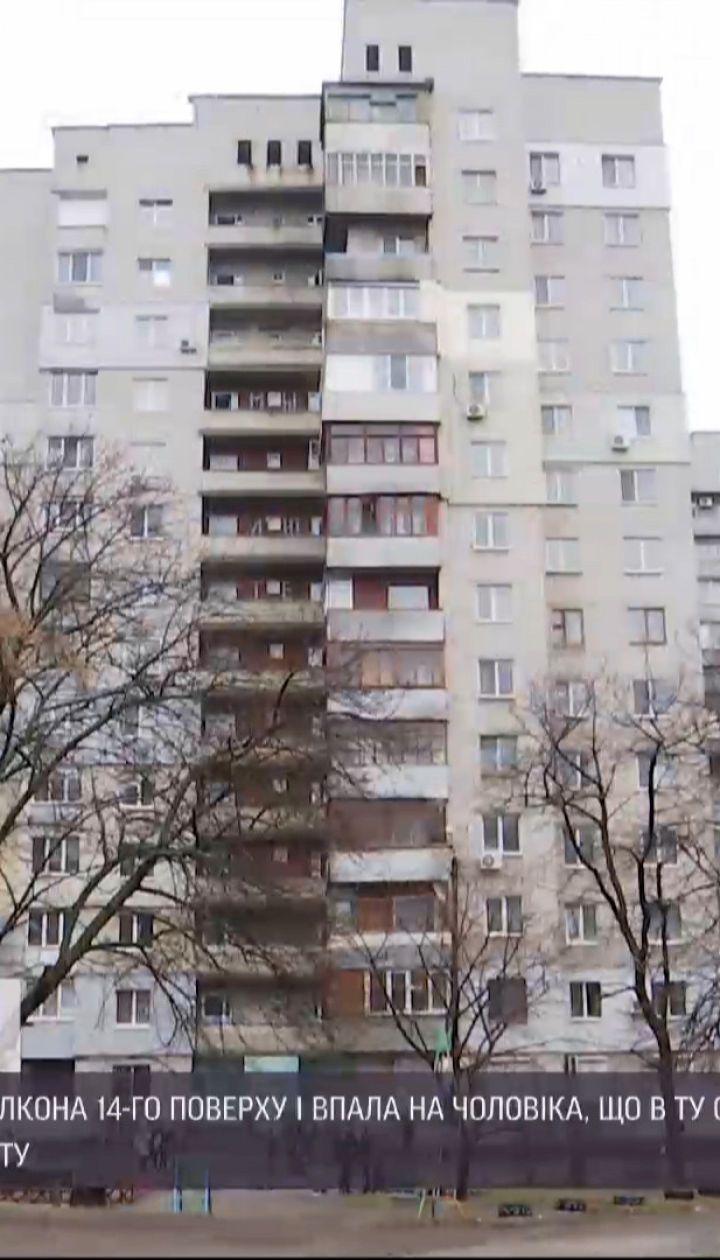 У Дніпрі жінка під час самогубства ледь не вбила перехожого