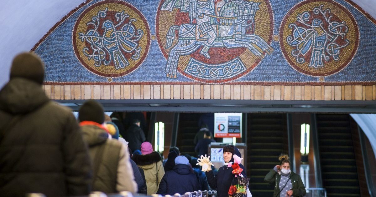 У метро Києва встановлять ще три сотні камер відеоспостереження: де вони з’являться і що фіксуватимуть