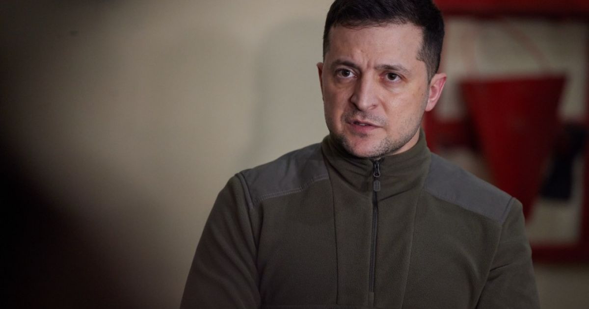 "Ми закривали їхні, а не наші": Зеленський прокоментував блокування "телеканалів Медведчука"