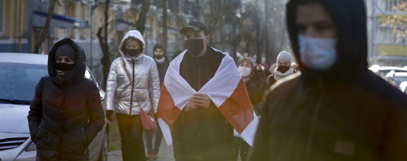 "Подобається комусь чи ні": Лукашенко анонсував посилення покарання за масові акції у Білорусі