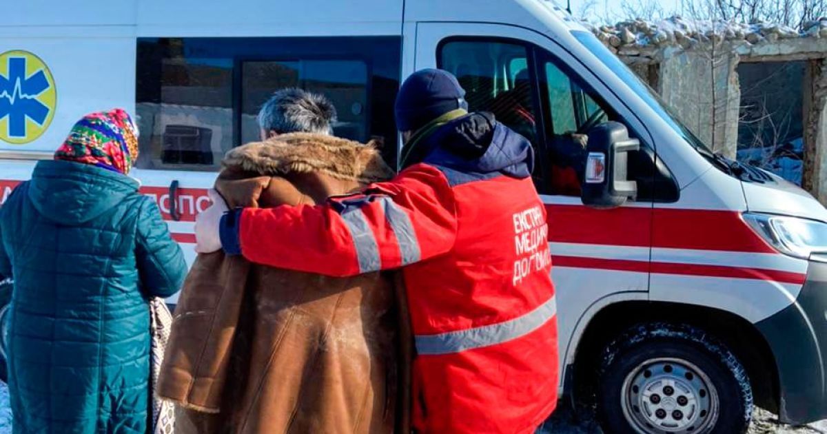 Более пяти часов звал на помощь: в Николаевской области в колодец с водой упал киевлянин (фото, видео)