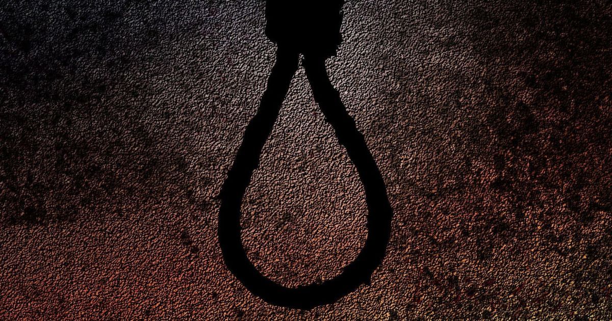 Ушла из дома и не вернулась: в Измаиле пропавшую 16-летнюю девочку нашли повешенной на дереве