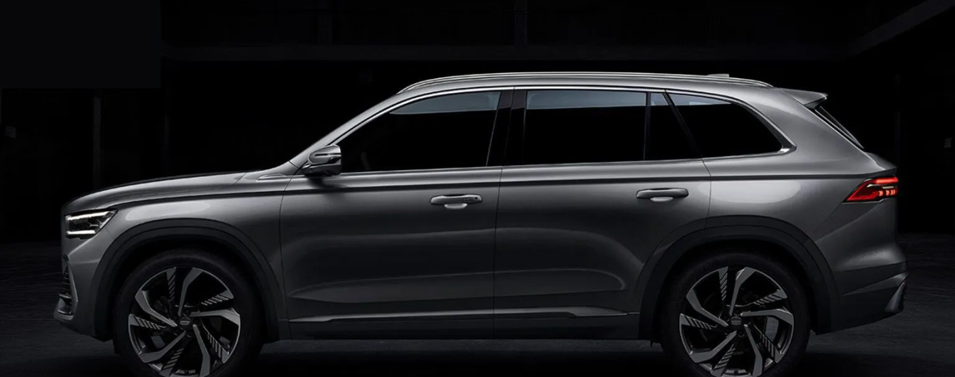 Geely показала салон флагманского кроссовера на базе Volvo