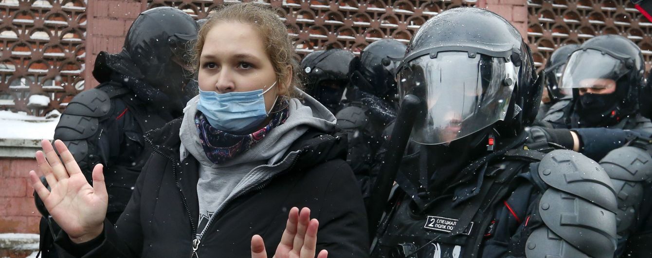 У Росії посилили покарання за непокору силовикам на мітингах