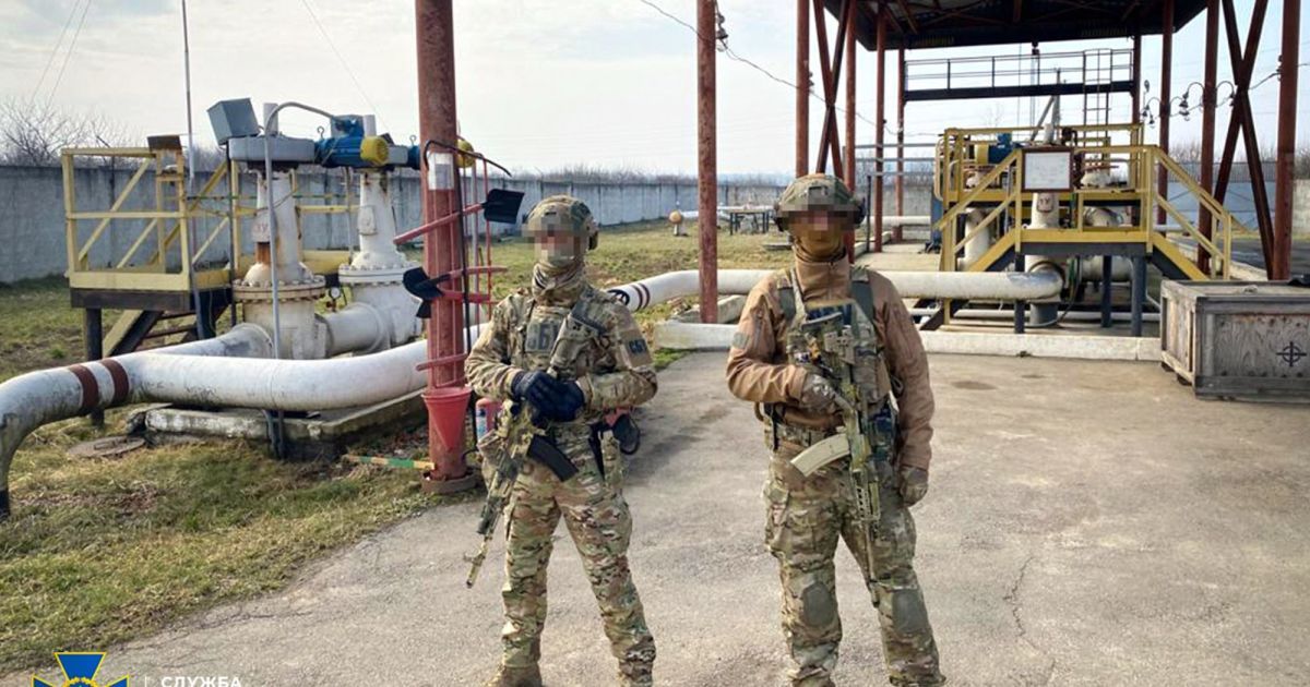 Суд арестовал участок нефтепродуктопровода "Самара — Западное направление», который связывают с Медведчуком