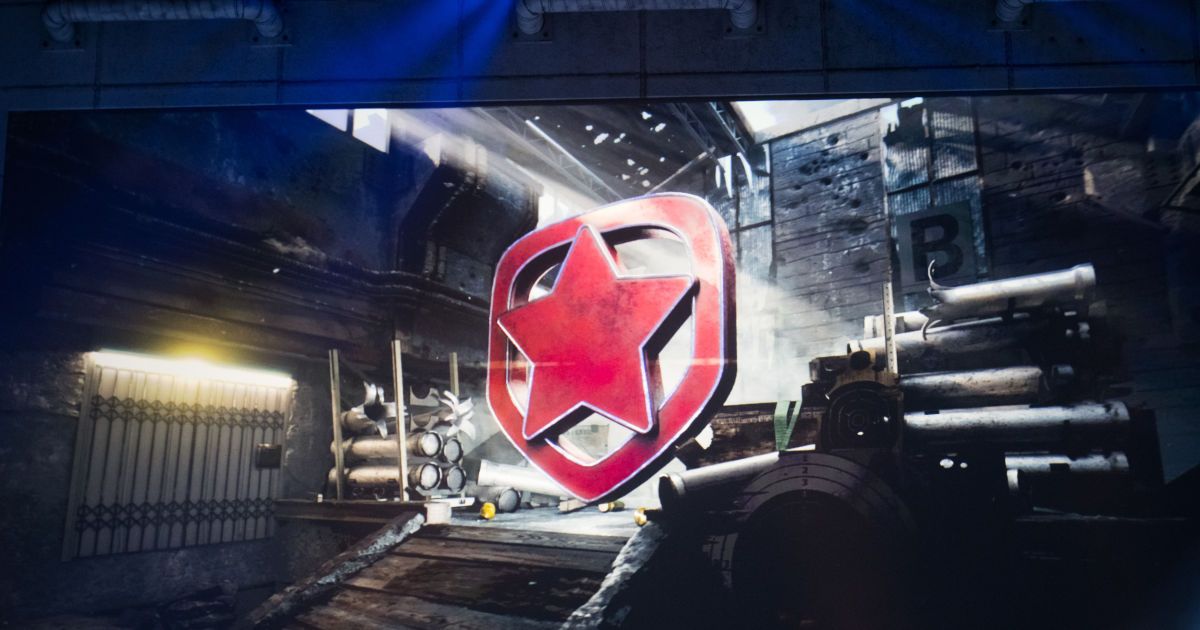 Команда Gambit Esports обыграла Natus Vincere в четвертьфинале IEM Katowice 2021 по CS:GO