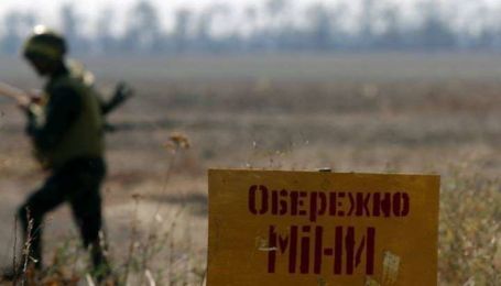 На Донбассе еще один боец подорвался на мине