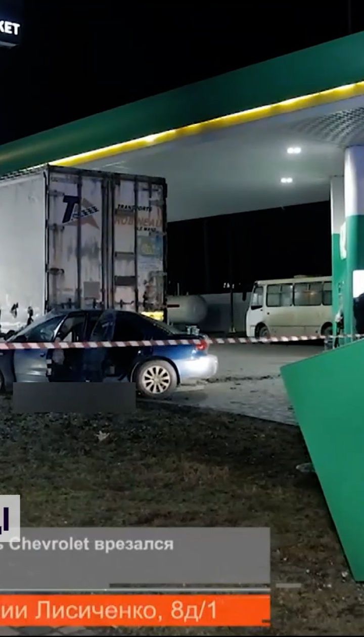 Новини України: молода дівчина загинула внаслідок аварії на заправній станції у Дніпрі
