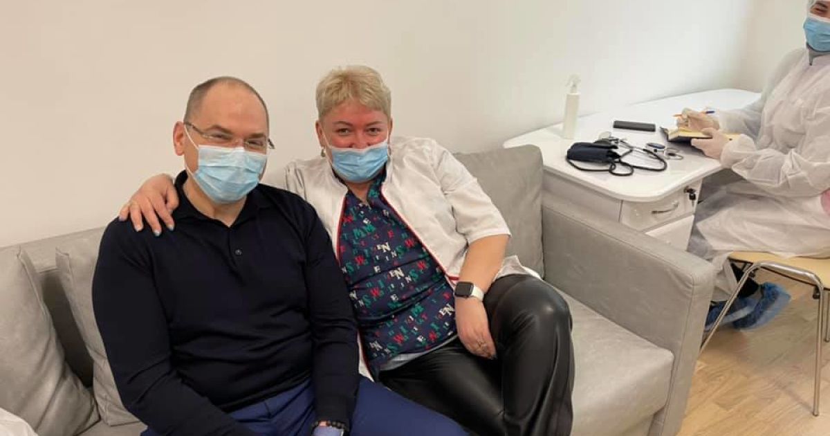 "Стыдно и обидно за людей": в больнице, где вакцинировался Степанов от COVID-19, прокомментировали слухи о процедуре