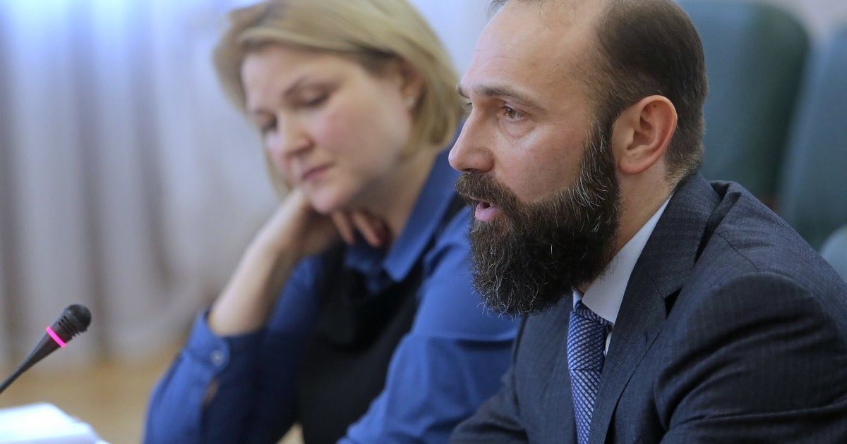 Скандального суддю Ємельянова за понад два роки розгляду справи звільнили