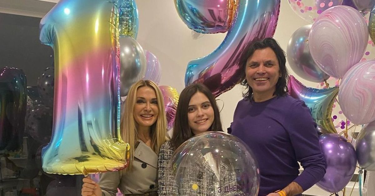 Ольга Сумская показала, как отметила 19-летие дочери в столичном ресторане