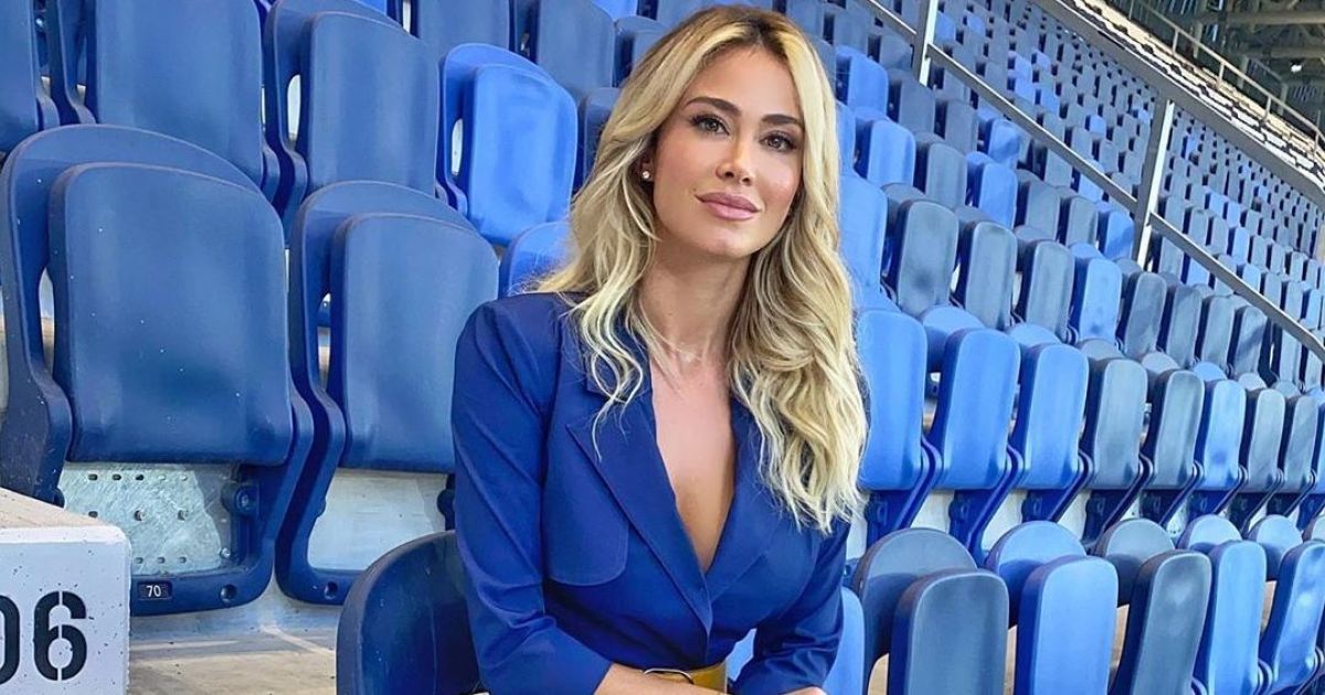 Ледь не відпала щелепа: гравець "Ювентуса" під час матчу задивився на сексуальну журналістку