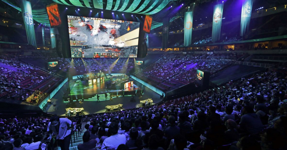 Професійна сцена Dota 2: в яких командах грають українські кіберспортсмени