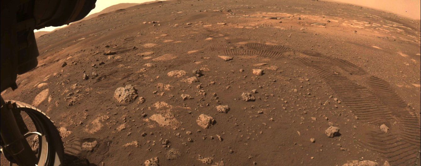 Марсоход NASA Perseverance впервые получил кислород из атмосферы Красной планеты: почему это важно