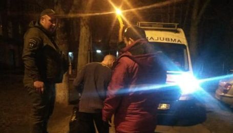 Скаржився на комах: в Одеській області затримали голого чоловіка (фото)