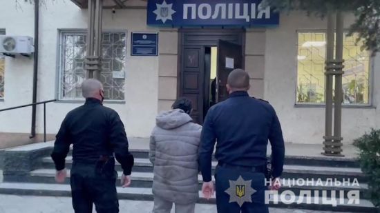 Святкували 8 Березня: в Одеській області під час сварки чоловік зламав жінці шию