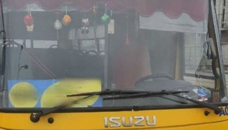 У Києві водій маршрутки вживав наркотики просто на зупинці