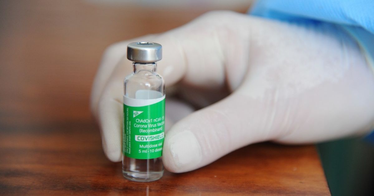 Вакцинація від коронавірусу: щеплено вже понад 388 тисяч українців, другу дозу отримали п'ять осіб