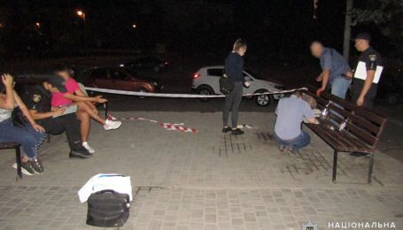 У Хмельницькій області засудили чоловіка, який посеред вулиці без причини вбив незнайомця