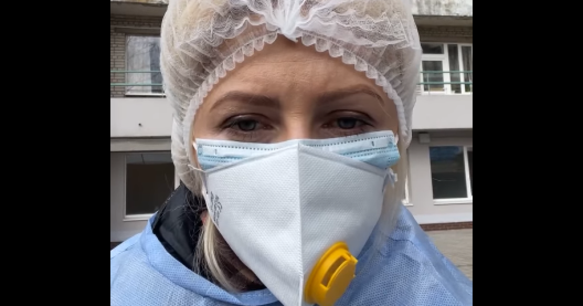"Закрийте на*** Львів": через критичну ситуацію з коронавірусом блогерка звернулася до президента