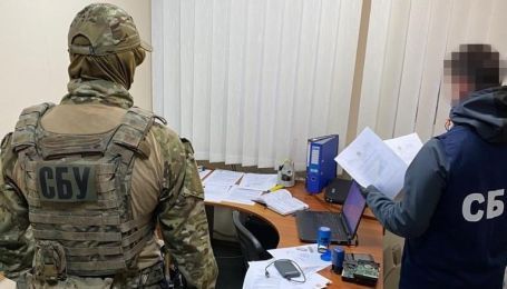 В Хмельницком разоблачили фейковый "городской совет" и псевдодепутатов