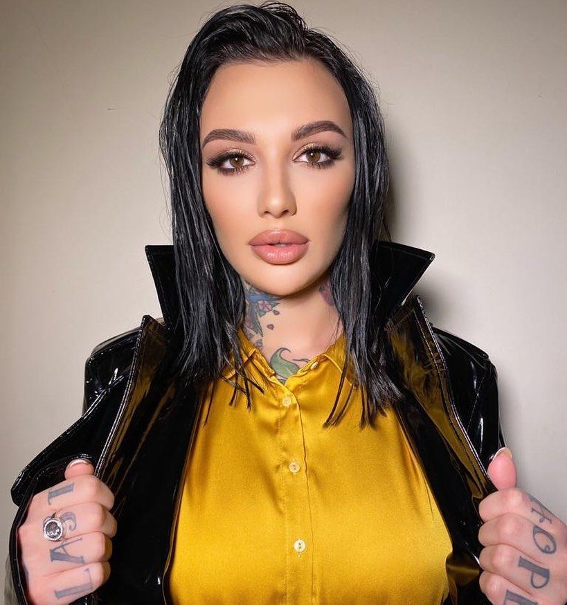 "Я не занимаюсь сексом" порноактриса на шоу "Холостяк