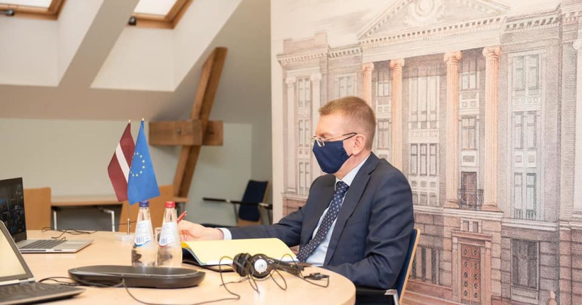 Санкції та будь-яка зброя: очільник МЗС Латвії розповів, що може отримати Україна від ЄС та НАТО