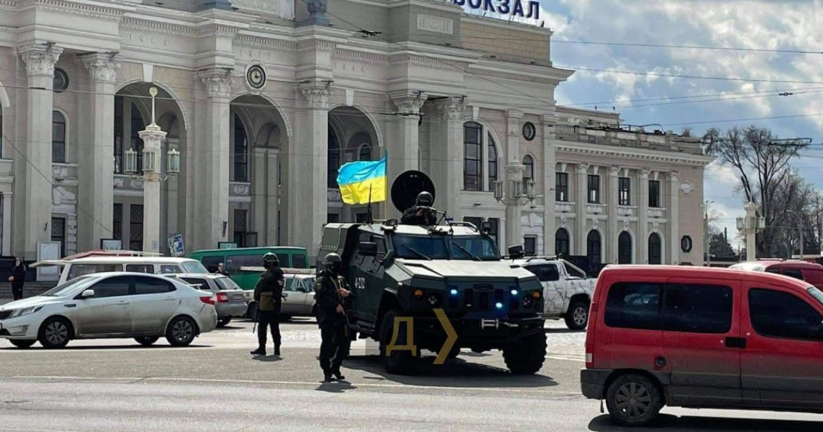 В Одесі на вулицях помітили бронемашини з кулеметами: проводяться антитерористичні навчання