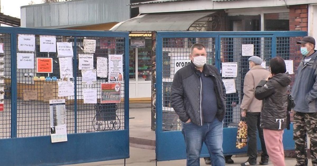 Не влаштовують умови торгівлі на виніс: у "червоному" Хмельницькому протестували підприємці